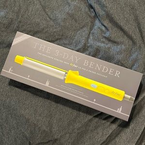 The 3-day bender 1.25 inch rotating curling iron